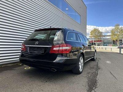 Gebraucht 2011 Mercedes E350 Kombi | € 14.990 (Teuer)