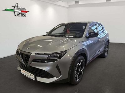 Neu Alfa Romeo Junior Edizione Speciale 136 PS (100 kW) 2025 Grau SUV