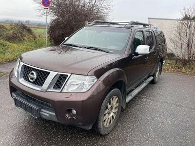 Braun Gebraucht 2013 Nissan Navara Abholung | € 8.200 (Fairer Preis)