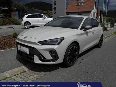 Neu Cupra Leon 150 PS (110 kW) 2025 Hellgrau  metallic