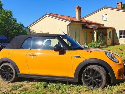 Gebraucht Mini Cooper Cabriolet 136 PS (100 kW) 2016 Gelb Cabrio