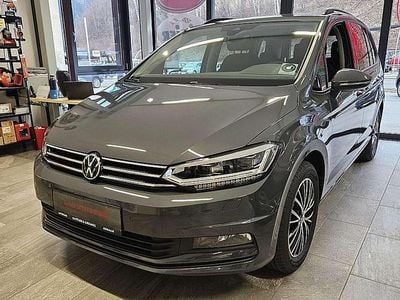 Neu VW Touran 150 PS (110 kW) 2025 Grau Van / Kleinbus