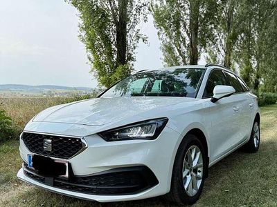 Weiß Gebraucht 2024 Seat Leon Kombi | € 22.500 (Teuer)