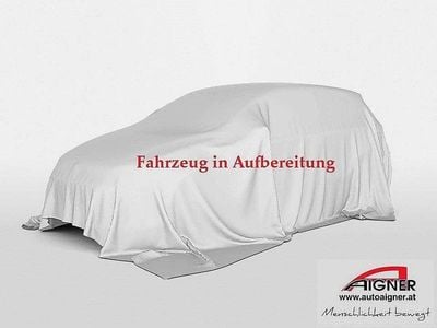 Schwarz Gebraucht 2022 Toyota Yaris Limousine | € 47.990