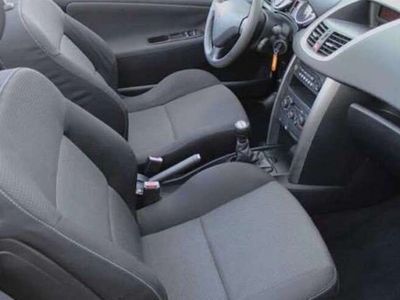 Peugeot 207 CC