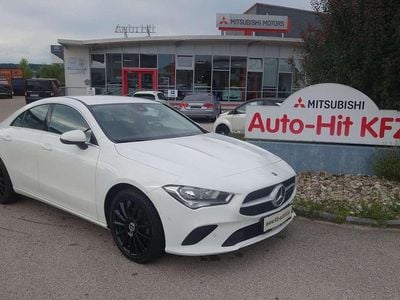 Weiß Gebraucht 2022 Mercedes CLA200 Limousine | € 29.990 (Fairer Preis)