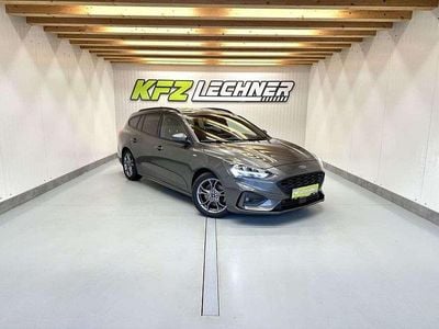Grau Gebraucht 2019 Ford Focus ST-Line Kombi | € 15.950 (Fairer Preis)