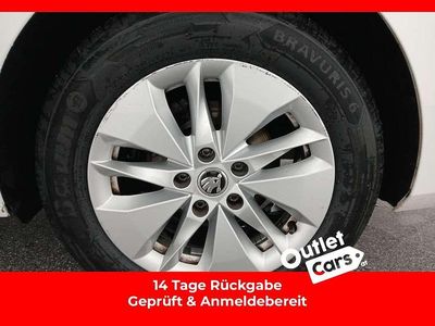 Weiß Gebraucht 2024 Skoda Octavia Ambition Kombi | € 26.550 (Superpreis)