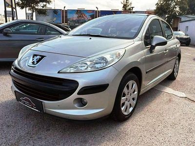 Gebraucht Peugeot 207 73 PS (53 kW) 2007 Silber Kleinwagen