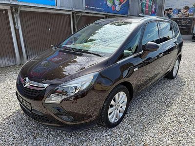 Braun Gebraucht 2014 Opel Zafira Tourer Cosmo Van / Kleinbus | € 12.999 (Fairer Preis)