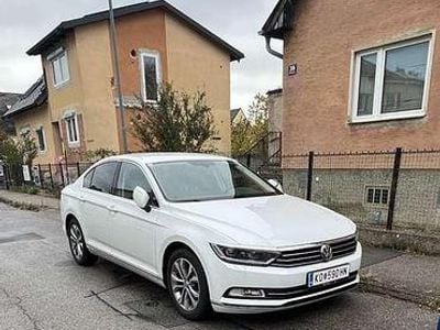 Gebraucht VW Passat Comfortline 120 PS (88 kW) 2018 Limousine