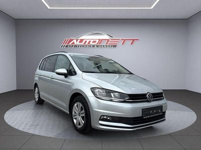 Gebraucht VW Touran Basis 150 PS (110 kW) 2021 Silber Van / Kleinbus