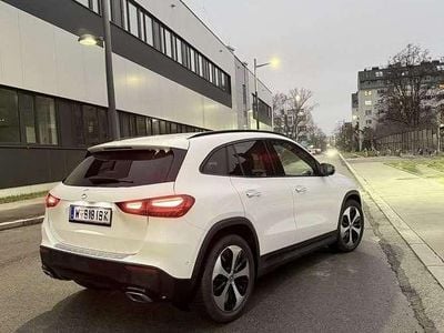 gebraucht Mercedes GLA180 19" Facelift NightPaket KeylessEntry