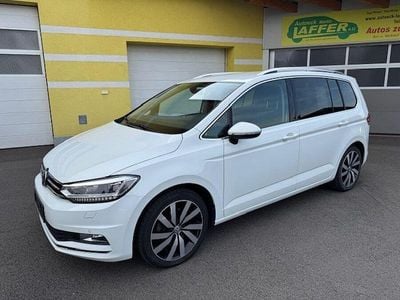 Weiß Gebraucht 2016 VW Touran Highline Van / Kleinbus | € 17.250 (Guter Preis)
