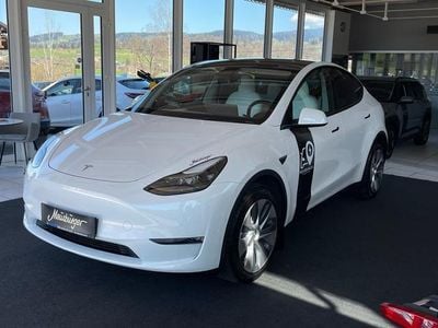 Weiß Gebraucht 2022 Tesla Model Y SUV | € 39.999 (Etwas zu teuer)