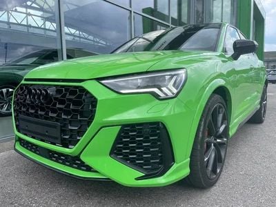 Hellgrün metallic Gebraucht 2025 Audi RS Q3 Sportback Ambiente SUV | € 89.980