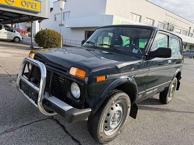 Grün Gebraucht 2014 Lada Taiga SUV | € 8.990