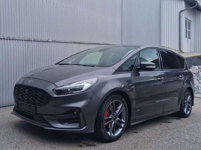 Grau Gebraucht 2020 Ford S-MAX ST-Line Van / Kleinbus | € 30.900