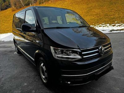 Schwarz Gebraucht 2018 VW Multivan Highline Van | € 47.000 (Etwas zu teuer)