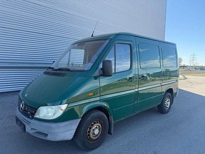 Grün Gebraucht 2002 Mercedes Sprinter Van | € 4.500