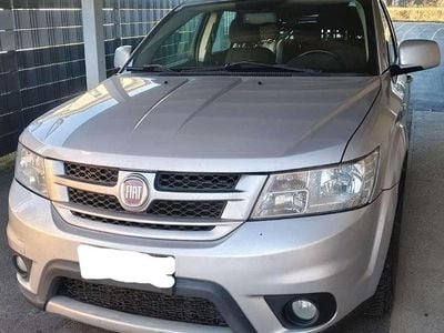 Silber Gebraucht 2011 Fiat Freemont Urban SUV | € 7.500 (Etwas zu teuer)