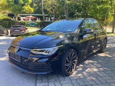 Schwarz Gebraucht 2024 VW Golf VIII Limousine | € 29.490 (Etwas zu teuer)