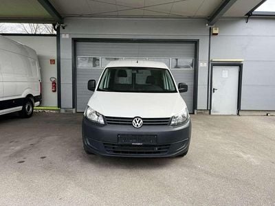 Weiß Gebraucht 2015 VW Caddy Van / Kleinbus | € 15.900 (Etwas zu teuer)