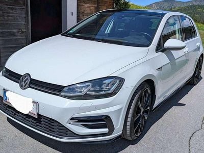 Weiß Gebraucht 2019 VW Golf VII R-line Limousine | € 15.999 (Guter Preis)