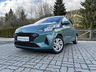 Neu Hyundai i10 63 PS (46 kW) 2025 Grün Kleinwagen