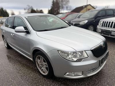 Gebraucht Skoda Superb 105 PS (77 kW) 2009 Silber Limousine
