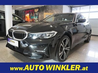 Schwarz Gebraucht 2021 BMW 330e Kombi | € 21.990