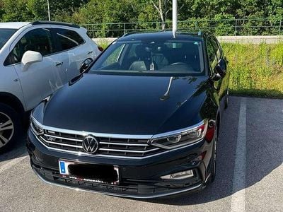gebraucht VW Passat Variant Elegance 20 SCR TDI DSG R-Line