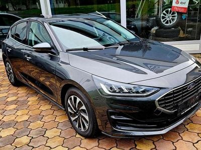 Grau Neu 2025 Ford Focus Titanium Kleinwagen | € 25.900 (Fairer Preis)