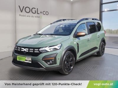 Grün Gebraucht 2023 Dacia Jogger Extreme Van / Kleinbus | € 20.990 (Etwas zu teuer)