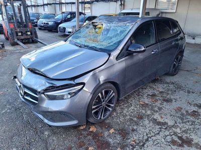 gebraucht Mercedes B180 Aut. Avantgarde Navi Leder Kamera Euro6