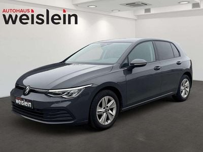 Mittelgrau metallic Gebraucht 2023 VW Golf VIII Life Kleinwagen | € 20.900 (Fairer Preis)