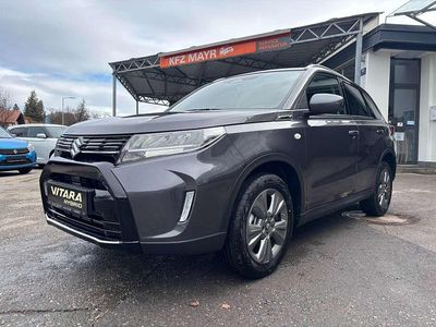 Neu Suzuki Vitara 110 PS (80 kW) 2025 Grau SUV