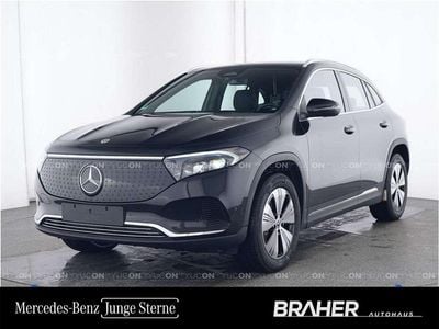 Schwarz Gebraucht 2024 Mercedes EQA300 SUV | € 42.500 (Teuer)