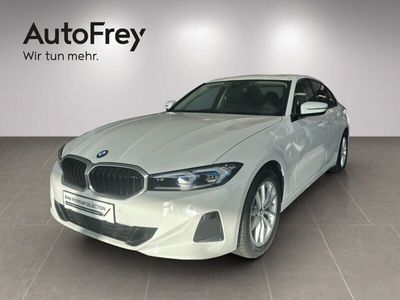 Gebraucht BMW 318 Sport Line 150 PS (110 kW) 2024 Alpinweiß