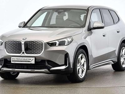 Gebraucht BMW iX1 Shadowline 150 kW (204 PS) 2025 Spacesilber SUV
