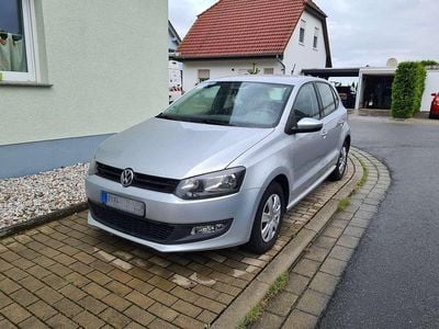 Silber Gebraucht 2013 VW Polo Comfortline Kleinwagen | € 6.000 (Guter Preis)