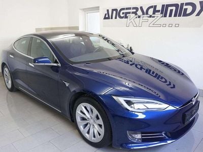 Blau Gebraucht 2017 Tesla Model S Kleinwagen | € 49.490