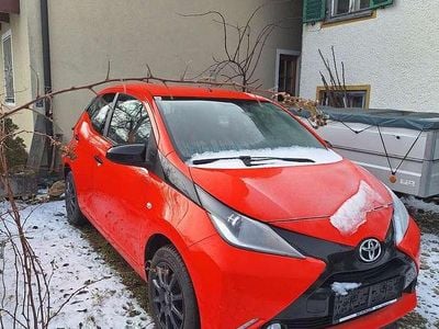 Gebraucht Toyota Aygo 69 PS (50 kW) 2014 Orange Kleinwagen