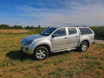 Silber Gebraucht 2017 Isuzu D-Max Abholung | € 19.800