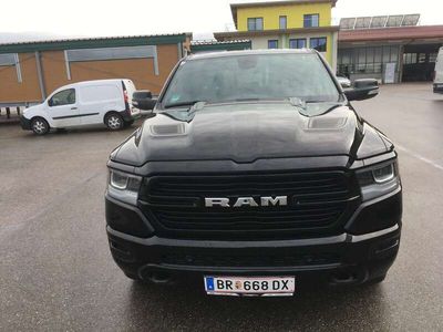 gebraucht Dodge Ram Laramie Quad Cab HEMI 57L Sport mit LPG Gasanlage