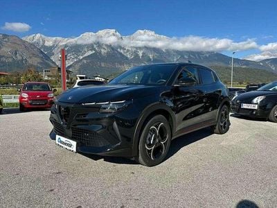 gebraucht Alfa Romeo Junior Speciale 1,2e DCT6 Mild Hybrid 145PS