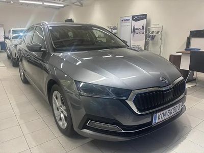 Mittelgrau metallic Gebraucht 2022 Skoda Octavia Style Kombi | € 34.900