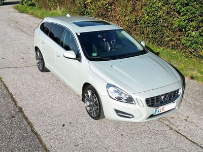 gebraucht Volvo V60 D5 Summum