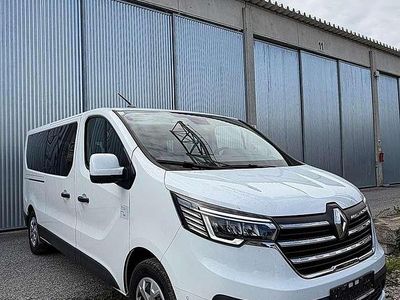 Weiß Gebraucht 2024 Renault Trafic Techno Van | € 41.802 (Teuer)