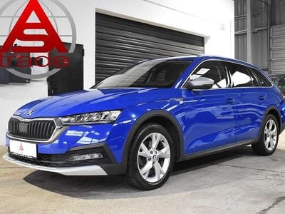 Blau Gebraucht 2022 Skoda Octavia Scout Kombi | € 21.800